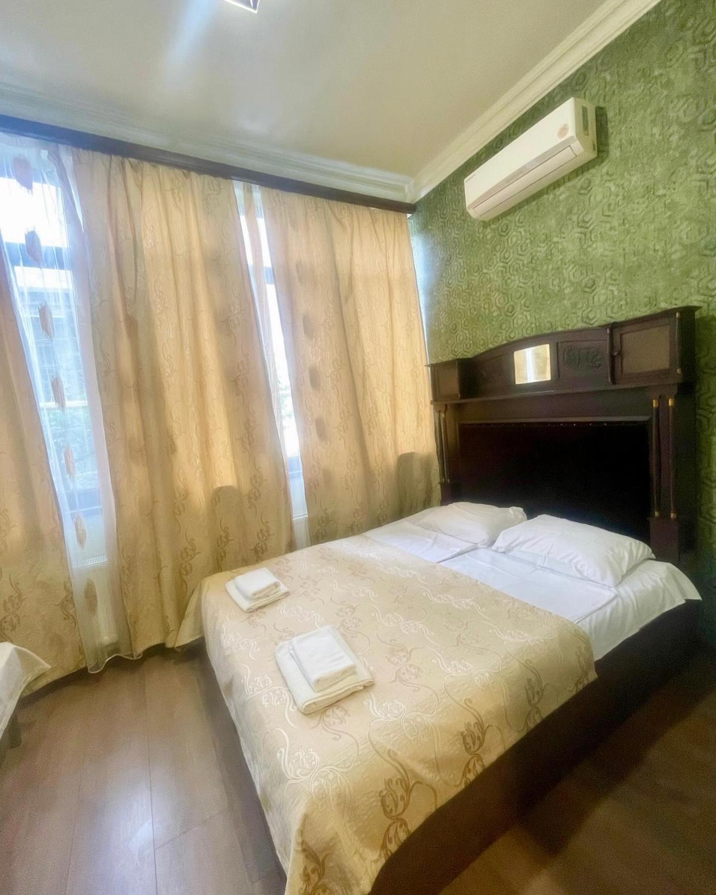 Studio Boutique Hotel At Cascade 예레반 외부 사진